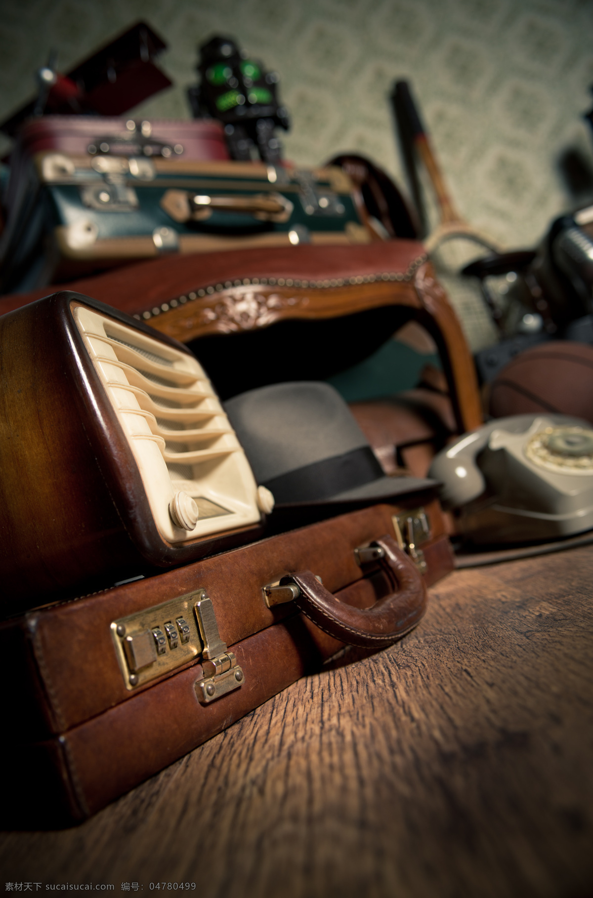 老式 收音机 行李箱 老式收音机 怀旧主题 老式物品 帽子 手提箱 其他类别 生活百科 黑色