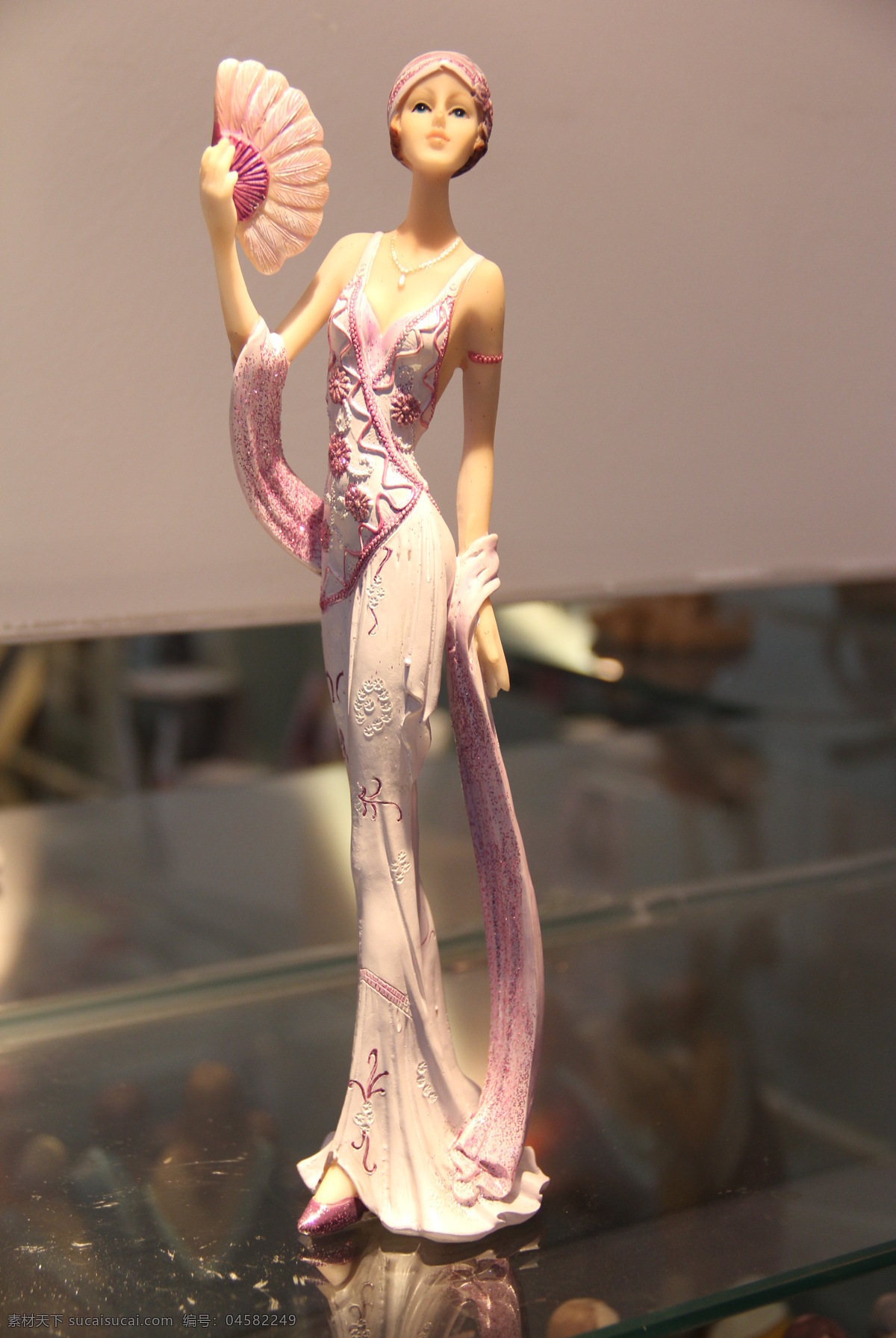 树脂工艺品 树脂 工艺品 唯美女人 紫色长裙 淑女扇子 文化艺术