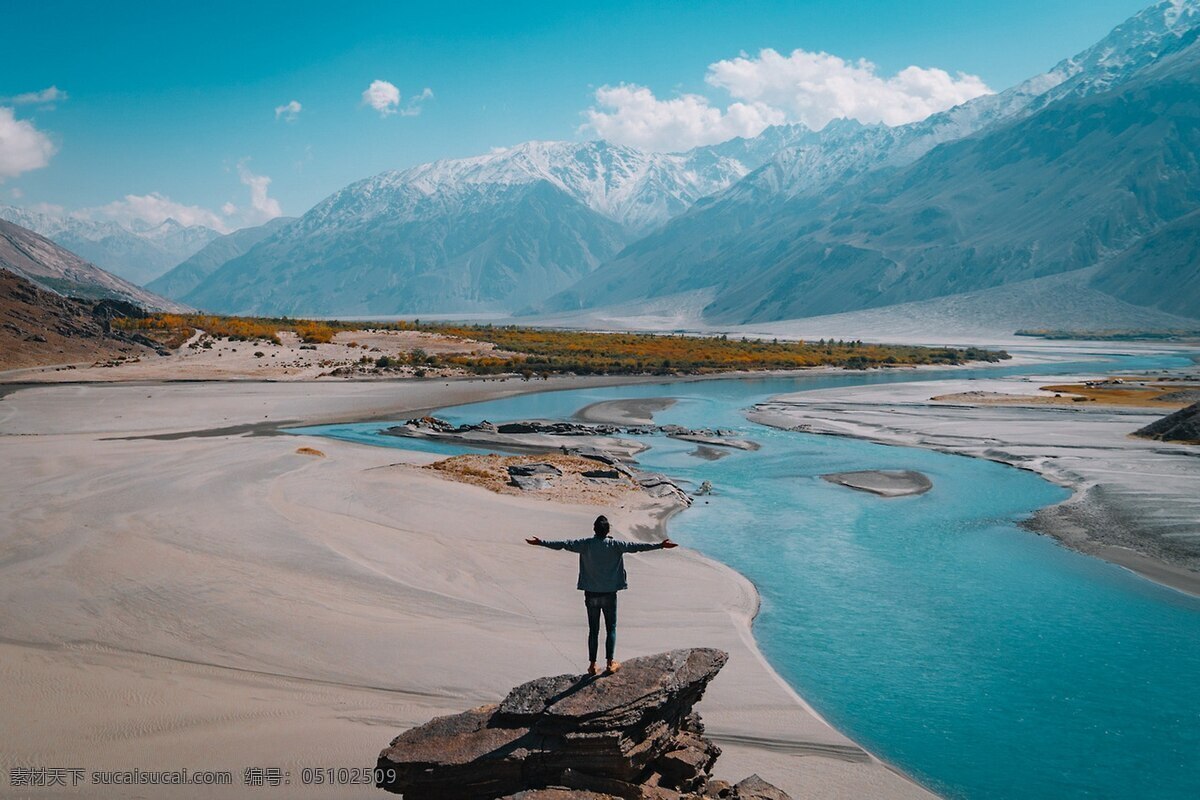 自然景观摄影 自然 景观 地貌 湖水 蓝色 展望 未来 年轻 山脉 砂石 自然景观 自然风景