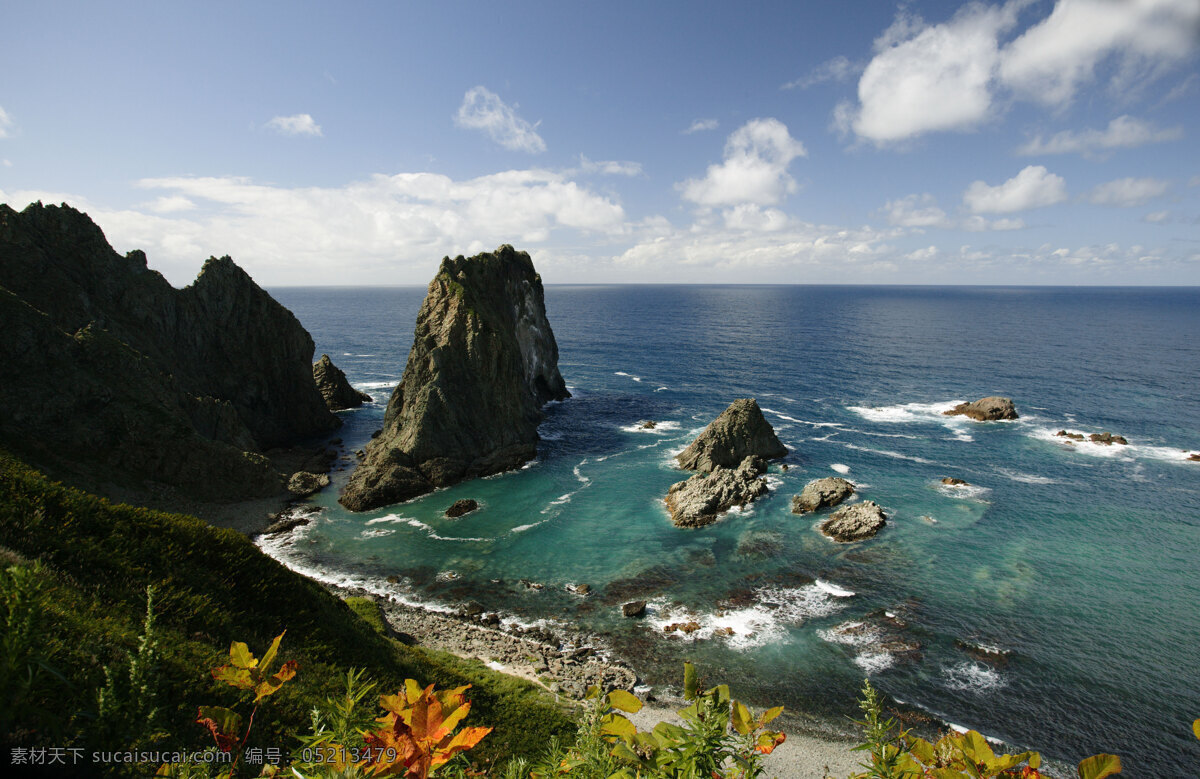 北海道 积丹岬 海岸风景 海岸 风景 山 山坡 植物 岛屿 礁石 茫茫大海 一望无边 海水 清澈 浪花 蓝天白云 景色优美 自然景观 自然景色 美轮美奂 大自然 景色 自然风景