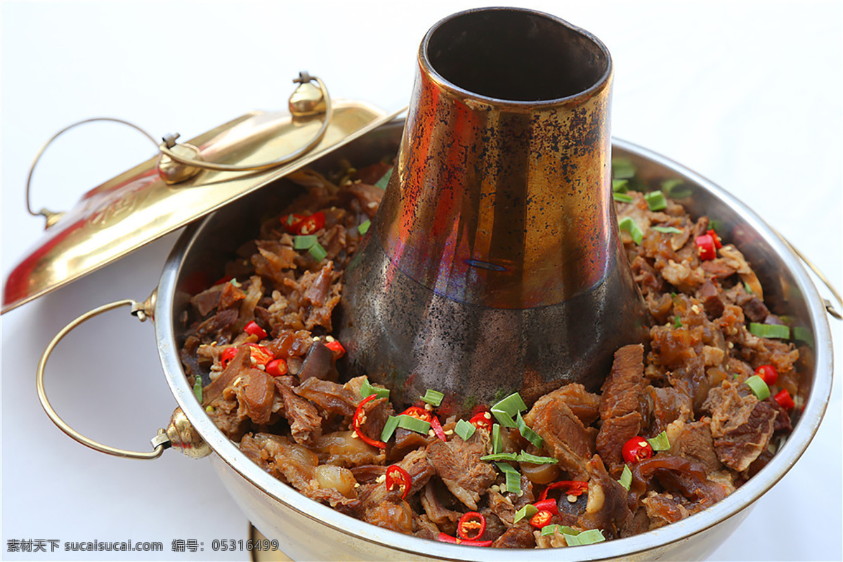 火锅 牛肉 老火锅 炭烧火锅 炭烧牛肉火锅 餐饮美食 传统美食