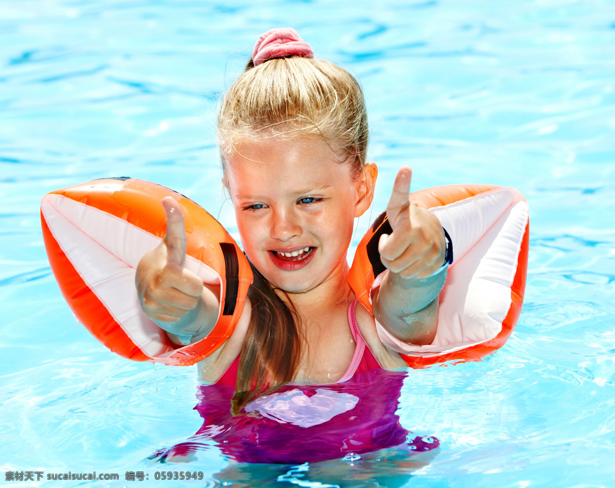 放 暑假 小女孩 儿童暑假 外国儿童 可爱 小孩 孩子 游泳 儿童图片 人物图片