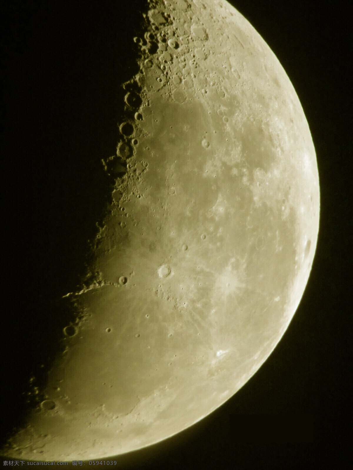 月亮 月球 星球 天空 天文 宇宙 高清 背景 月球背景 天象 放大 望远镜 天体 科学 自然科学 知识 科技 登月 探索 球体 光影 现代科技 科学研究