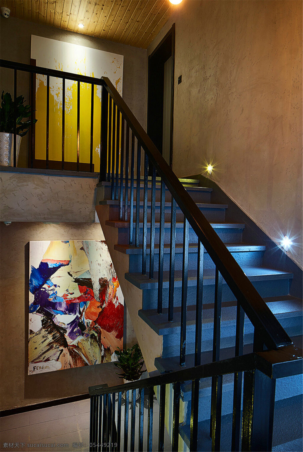现代 时尚 客厅 木制 扶手 室内装修 效果图 壁灯 客厅装修 蓝色楼梯 木制背景墙