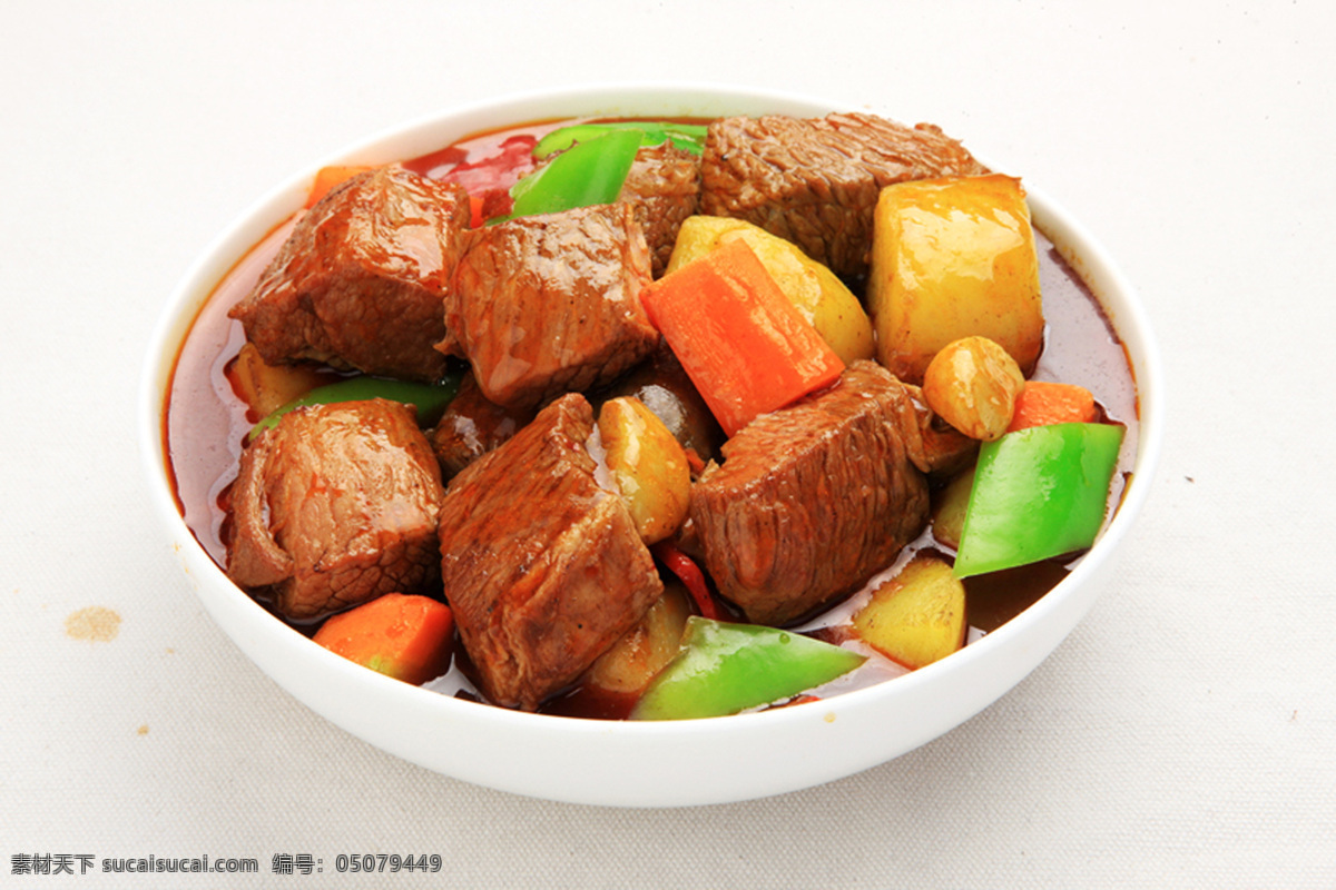 红烧土豆 红烧肉 土豆烧肉 美食 美味 食品 青椒 传统美食 餐饮美食