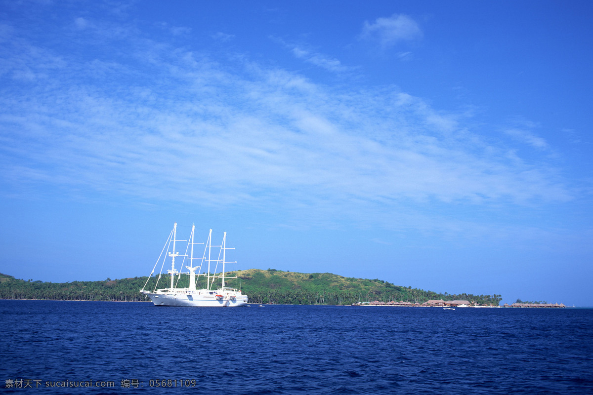 海滩 船 国内旅游 蓝天白云 旅游摄影 小岛 滩 psd源文件