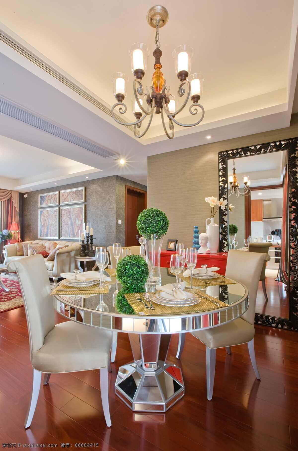 室内 餐厅 吊灯 欧式 典雅 装修 效果图 圆形餐桌 清新园艺 精美餐具 水晶吊灯 大空间