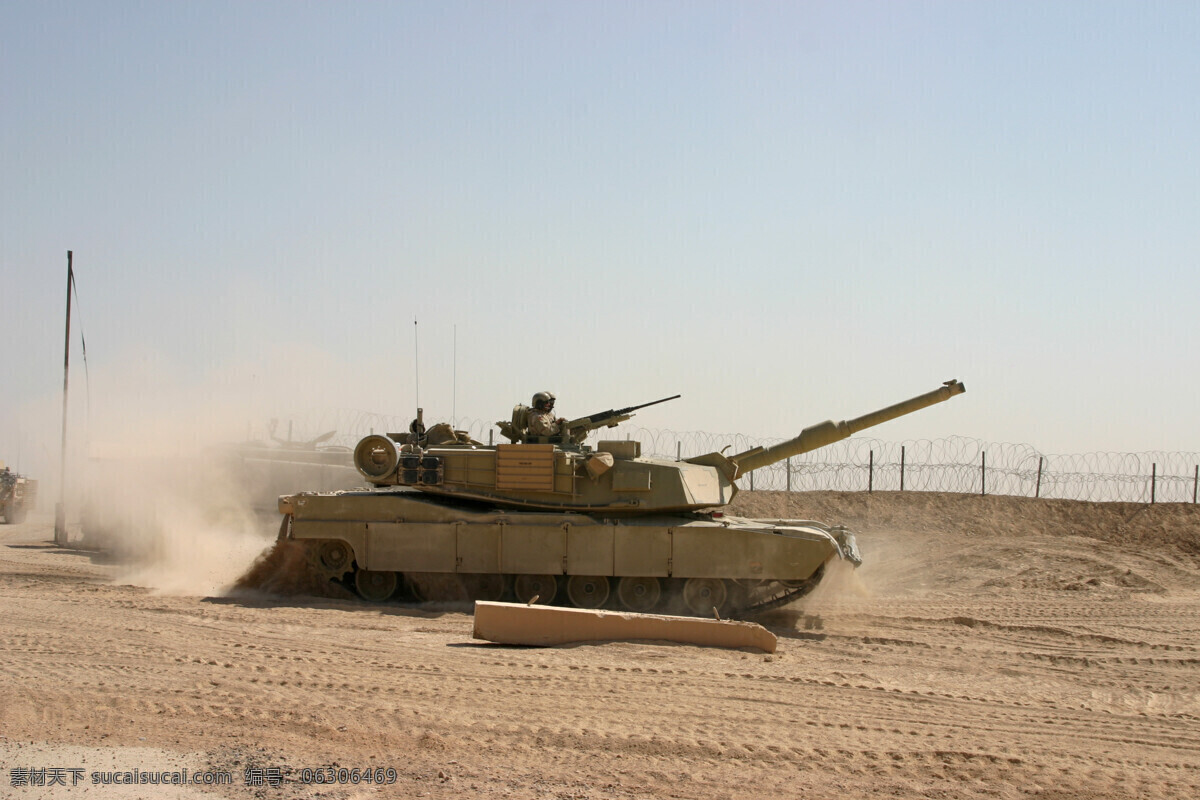 军事演习 坦克 装甲车 军事装备 军事武器 现代科技