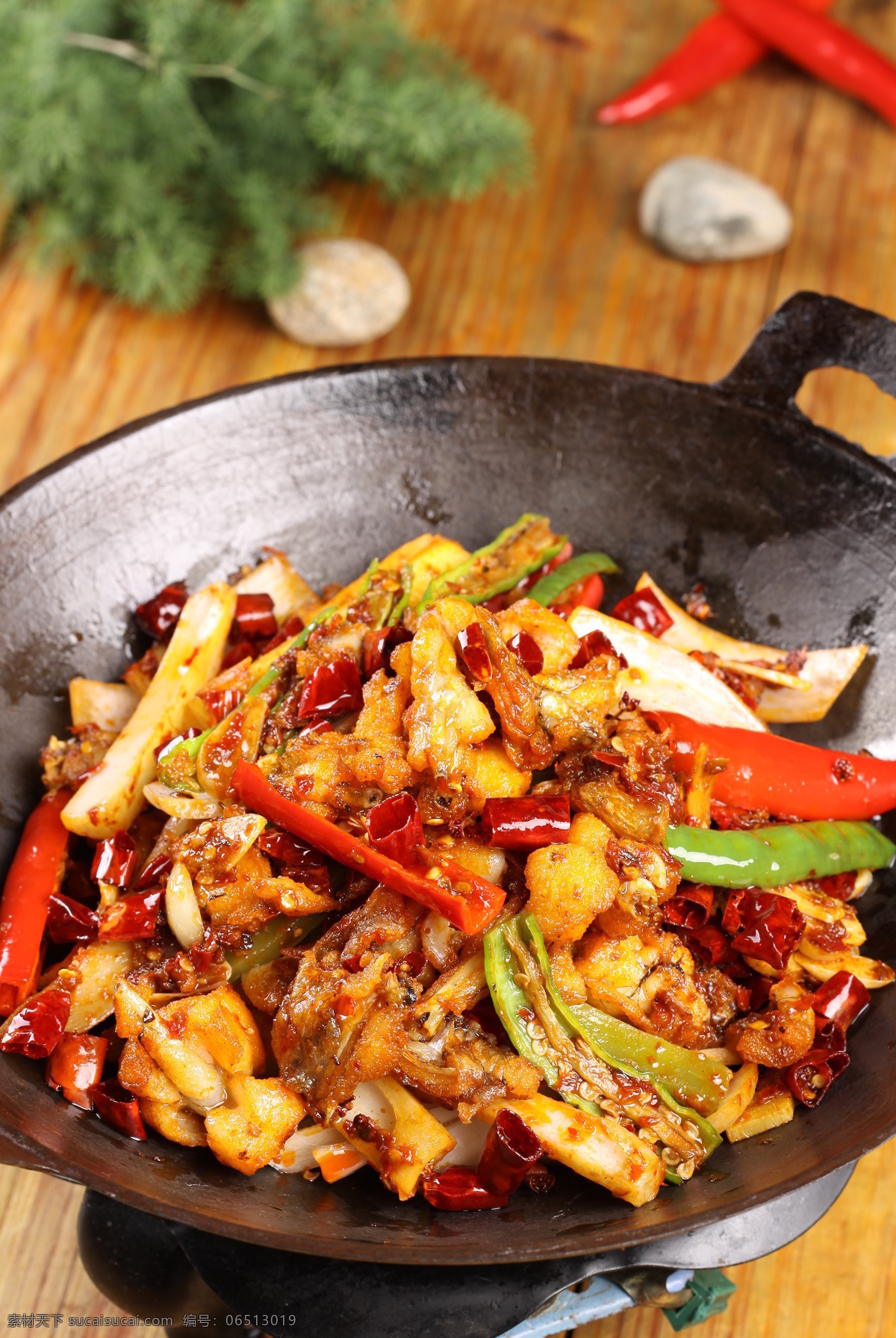 干锅兔 特色兔 口味兔 炒兔 风味兔 菜 风味 干锅特色干锅 干锅系列 招牌菜干锅 锅仔兔 干锅麻辣兔 麻辣兔 干锅 铁板 锅仔 石锅 餐饮美食 传统美食 干锅啤酒兔