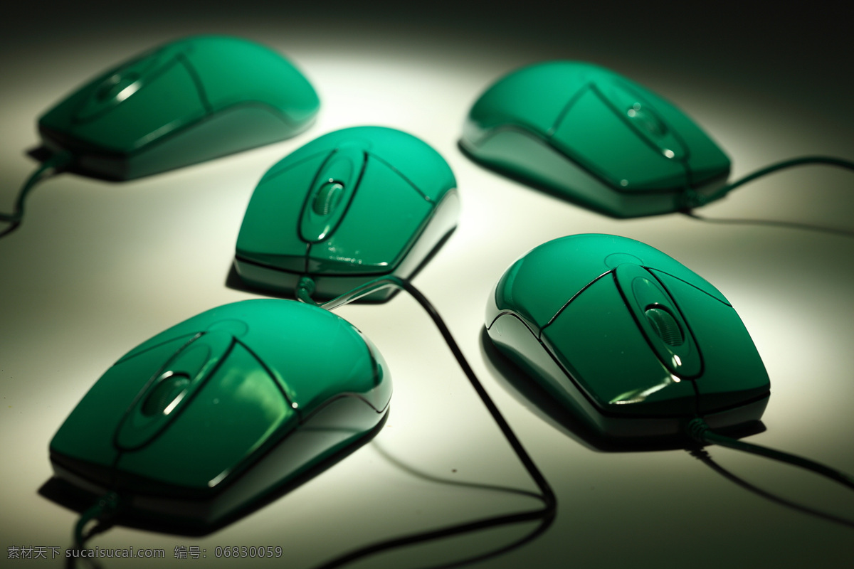 许多 绿色 鼠标 许多绿色鼠标 电脑数码 通讯产品 电子产品 科技数码 电器产品 生活百科
