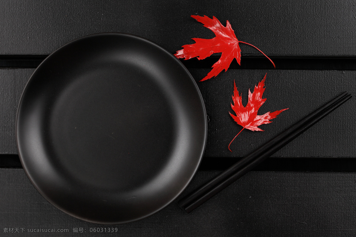红色 枫叶 平底锅 叶子 铁锅 炒锅 汤锅 锅 炊具 厨房用具 餐具厨具 餐饮美食