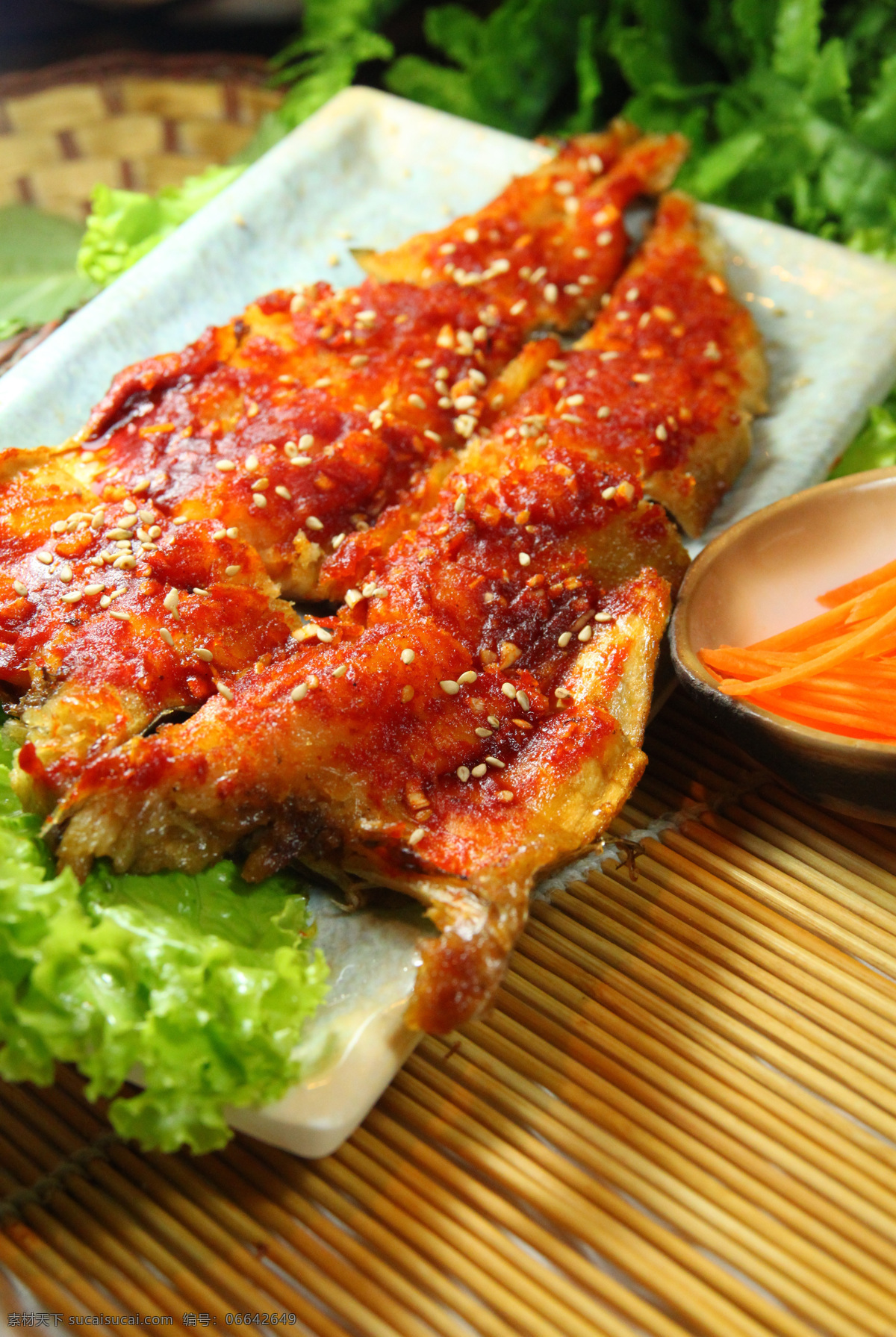 煎明太鱼 香煎 生煎 煎菜 热菜 粤菜 融合菜 菜 餐饮美食 传统美食