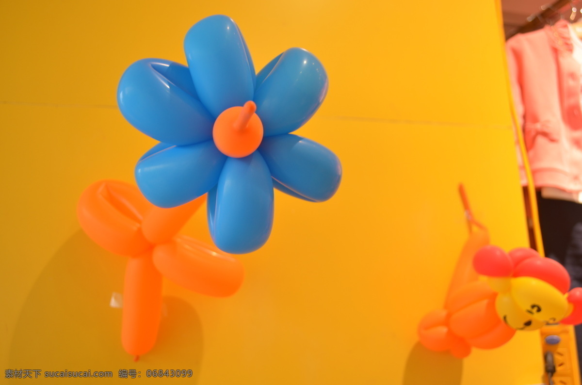 橙色 花朵 花朵素材 黄色 蓝色 气球 生活百科 工艺 造型 气球工艺造型 橡胶 气球的工艺 气球造型 猴子 孩子的玩具 儿童 店里 装饰 抠图的原稿 童年的色彩 娱乐休闲 psd源文件