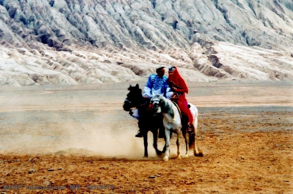 新疆姑娘追 吐鲁番 火焰山 山峦 姑娘追 少数民族 维吾尔族 赛马 民族服饰 谈情说爱 体育运动 文化艺术
