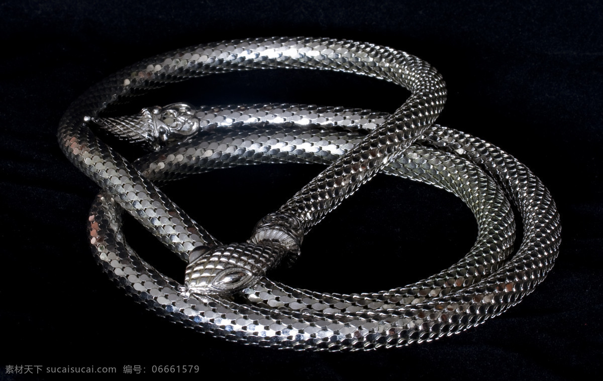 银蛇手链 银蛇 鳞片 手链 链子 链条 纯银 银制品 工艺品 手工艺品 文化艺术