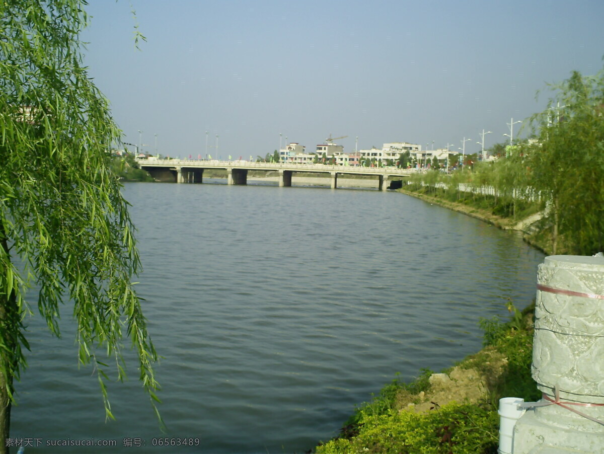 江 上 风景 风景图 公园 栏杆 柳树 生活 旅游餐饮