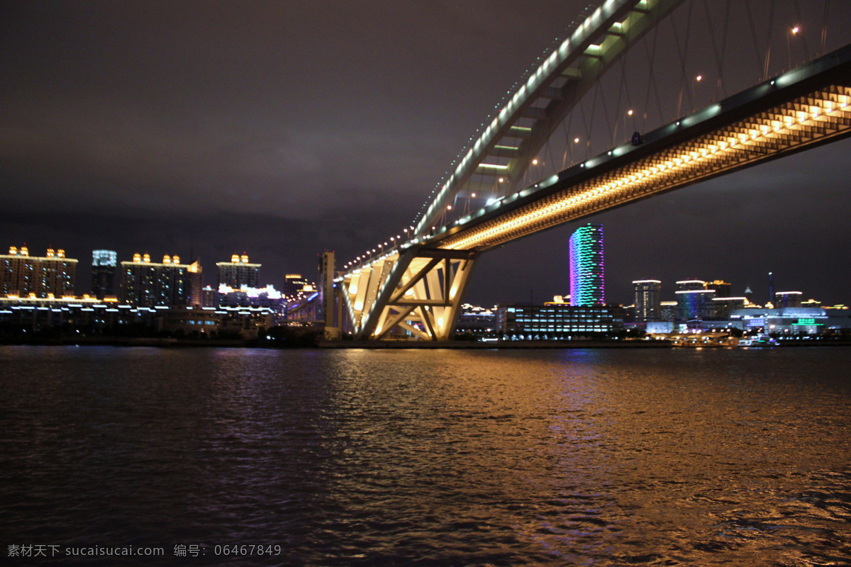 大桥 倒影 建筑 建筑景观 上海 上海滩 水面 夜景 上海滩夜景 夜色 灯影 自然景观 psd源文件