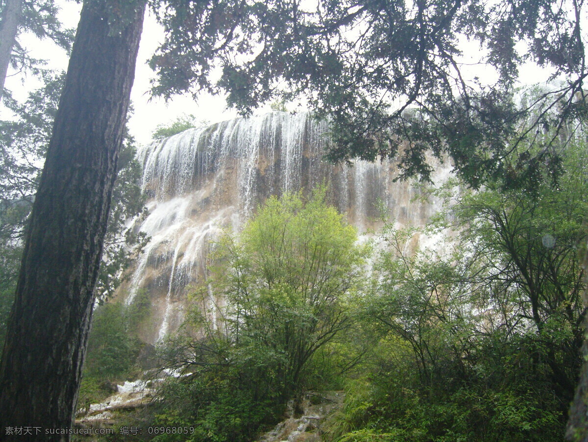 九寨 风光 九寨沟 瀑布 瀑布风景 瀑布风景图片 树木 远山 九寨风光 风景 生活 旅游餐饮