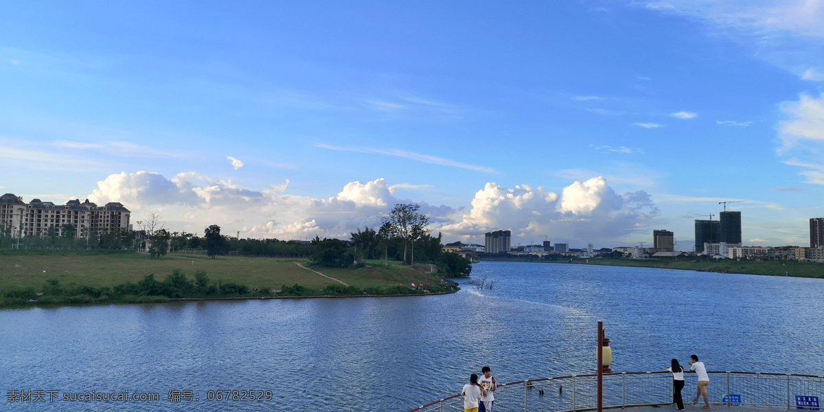 江景图片 江景 河边 白云 蓝天 远景 自然景观 山水风景