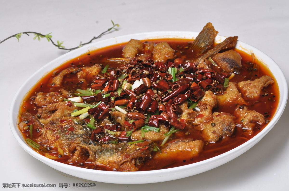 啤酒功夫鱼 啤酒鱼 鱼 臊子鱼 鱼烧豆腐 热菜 传统美食 餐饮美食