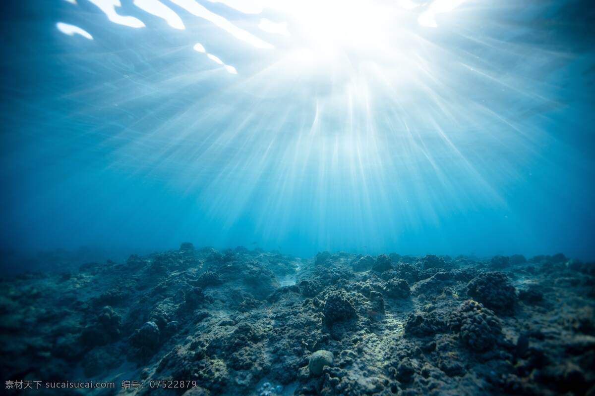 大海 海水 海洋 深蓝 蓝色海水 海面 浪花 白浪 水纹 波浪 海浪 透光 阳光海底 自然景观 自然风景