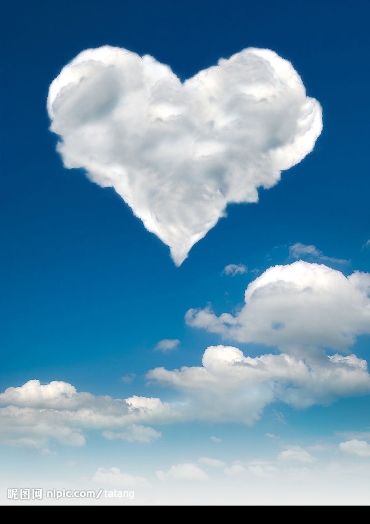 情人节 心形 云朵 心形云朵 天空 实用图片 精美图片 印刷适用 高清图片 创意图片 文化艺术 节日庆祝 设计图库