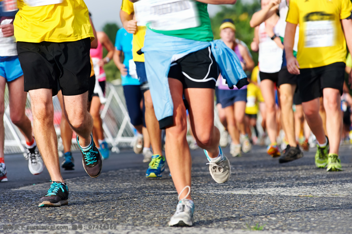 跑步的运动员 体育 运动 运动项目 体育比赛 体育竞赛 马拉松 长跑 体育运动 生活百科 人物图库 日常生活