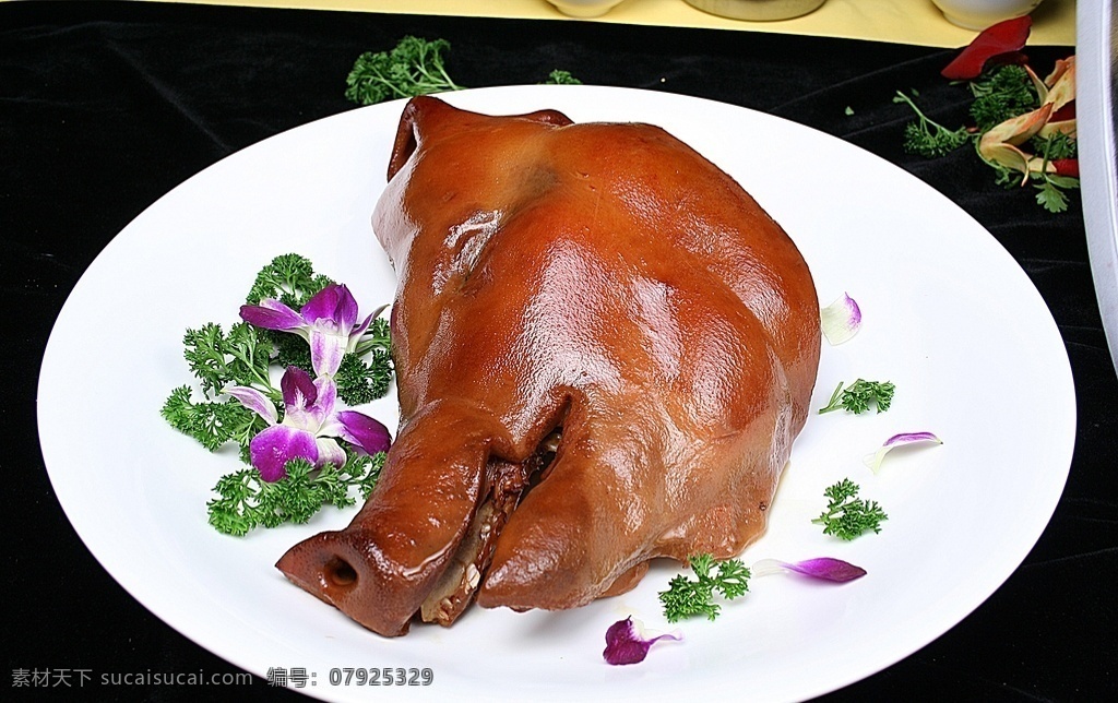家常菜 扒猪脸 川菜 鲁菜 粤菜 苏菜 浙菜 闽菜 湘菜 徽菜 沪菜 东北菜 清真菜 热菜 锅仔 干锅 炒菜 特色菜 美食 美味 八大菜系 中餐 菜谱 菜名 小炒 炒饭 烧菜 凉菜 菜肴 小吃 餐饮美食 传统美食