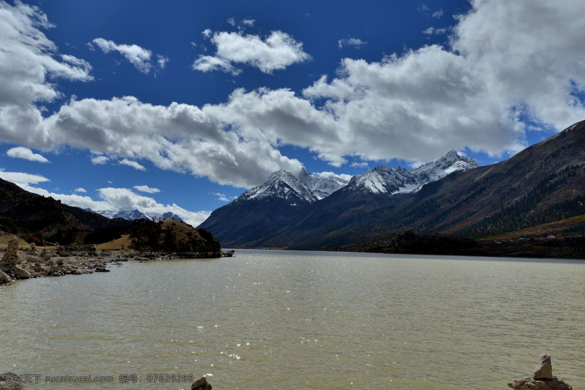 西藏 乌 湖 风景