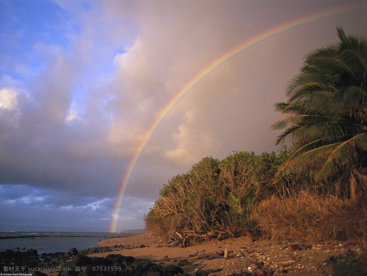 白云 彩虹 海滩 礁石 蓝天 绿树 夏威夷 自然风景 自然景观 夏威夷彩虹 psd源文件