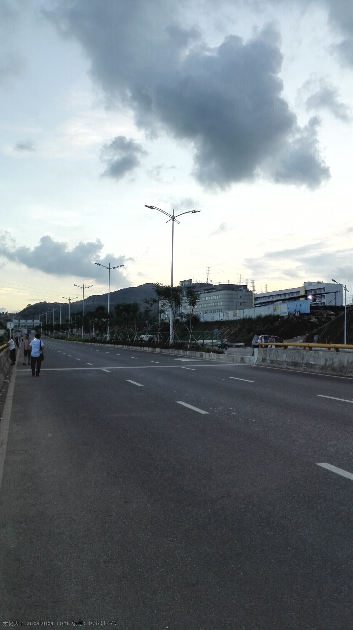 城市道路 道路 公路 城市 建筑 天空 建筑景观 自然景观