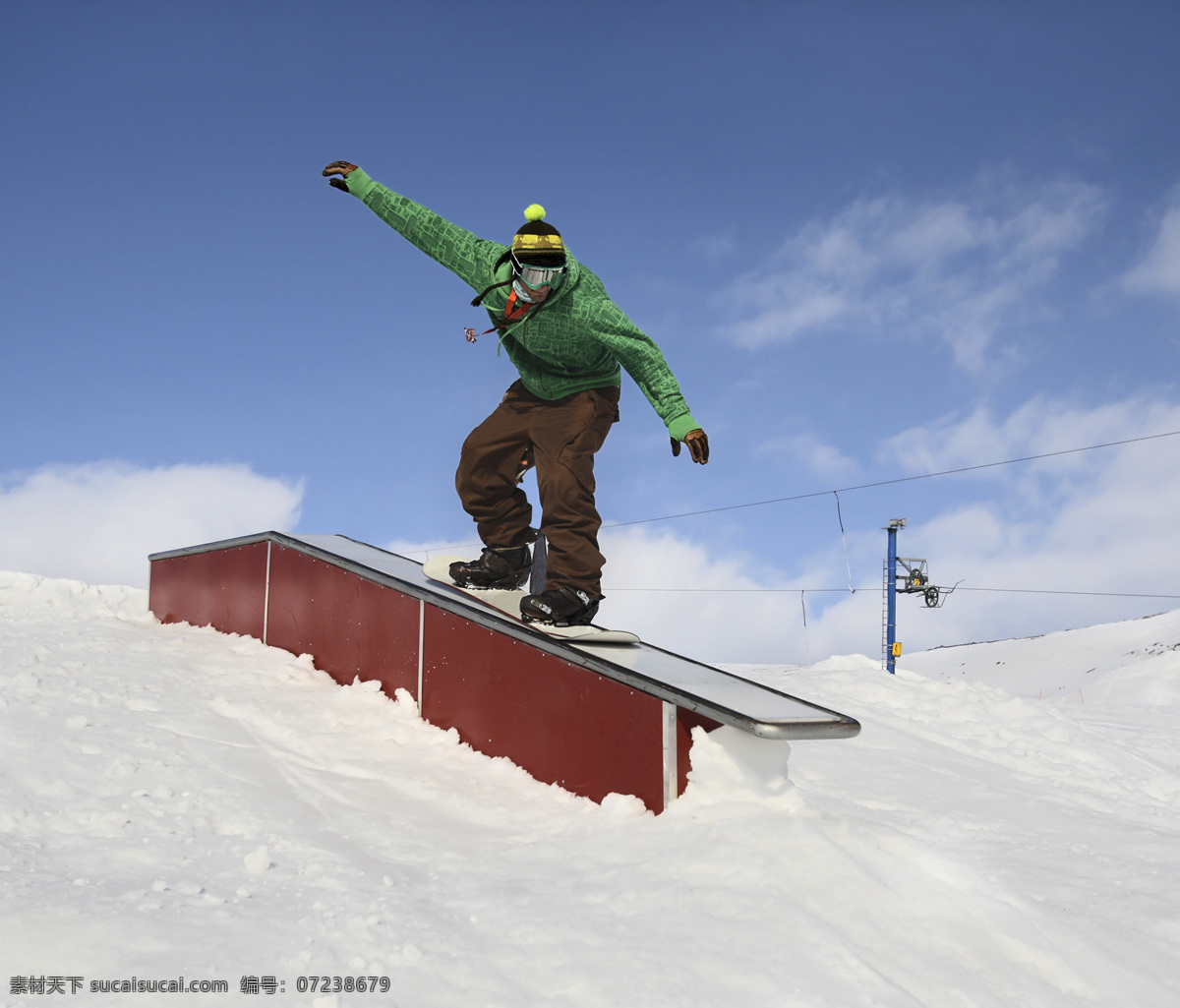 滑雪运动员 滑雪场风景 滑雪公园风景 雪地风景 美丽雪景 体育运动 生活百科 蓝色
