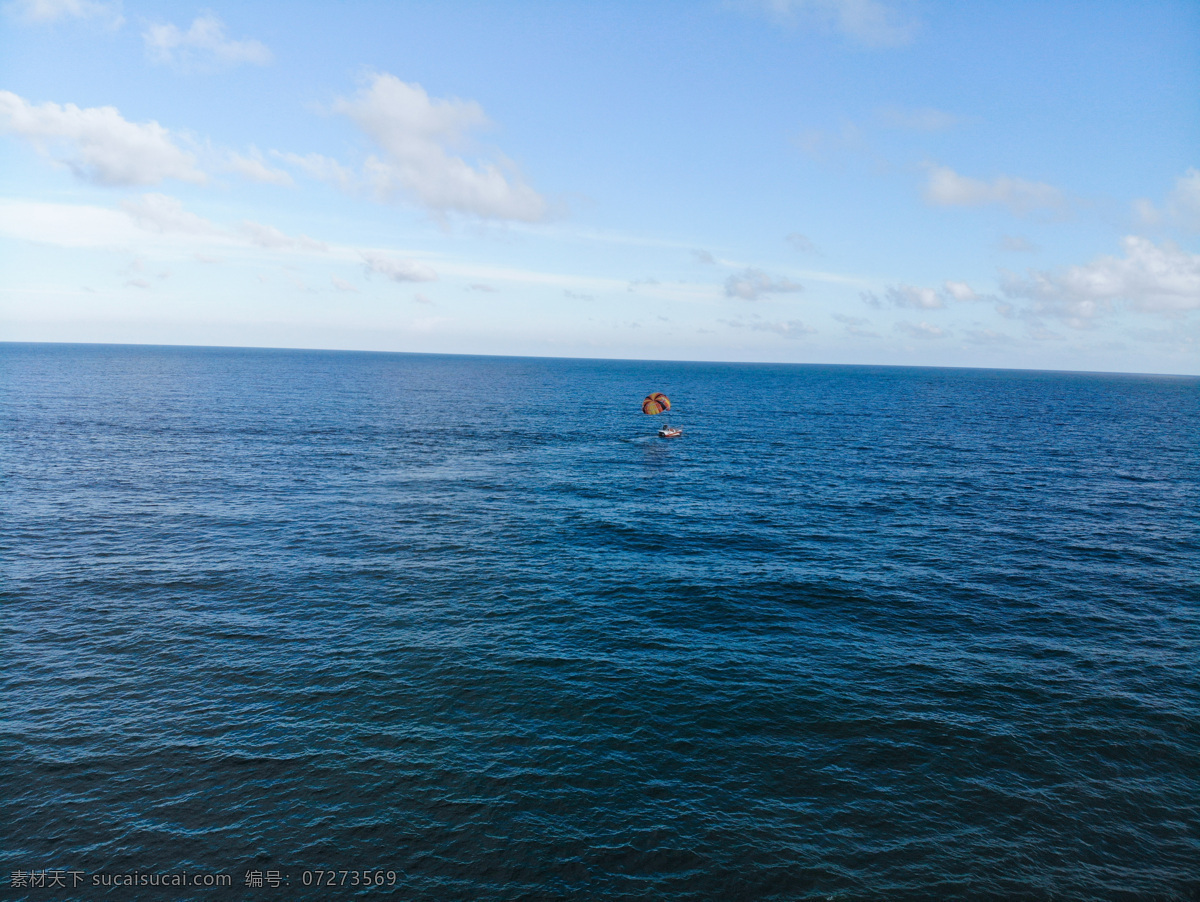 大海照片 蓝色 白云 蓝天 大海 帆船 海天相接 旅游 旅游摄影 国内旅游