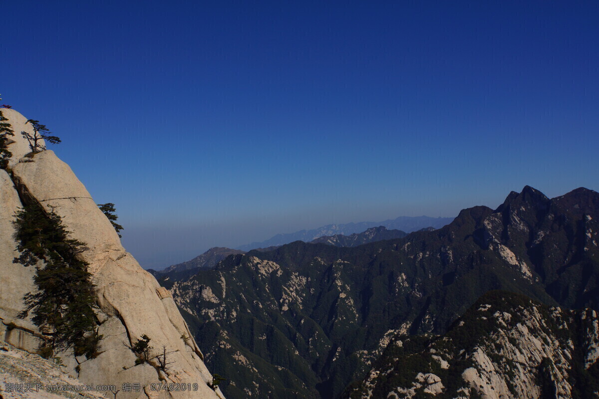 陕西华山 华山 名山 高山 松树 蓝天白云 山外山 旅游摄影 自然风光 风景 陕西风光 自然风景