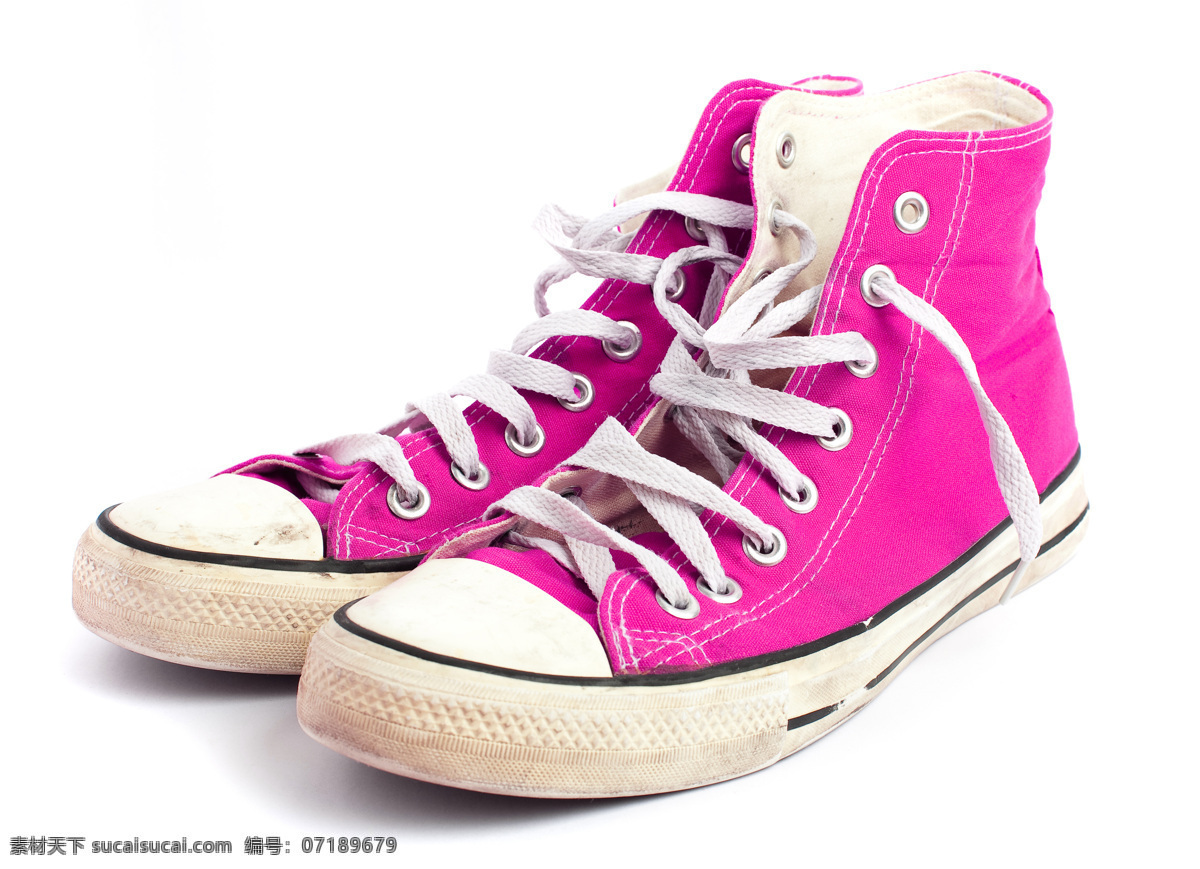 粉色帆布鞋 帆布鞋 粉色 白色 鞋子 一双 鞋带 其他类别 生活百科