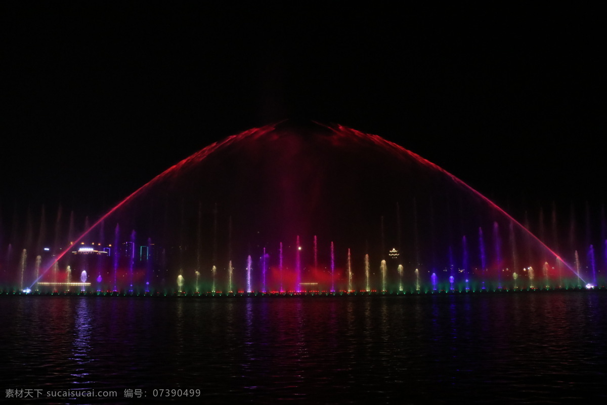 音乐喷泉 夜晚喷泉 喷泉 公园喷泉 彩色喷泉 自然景观 山水风景
