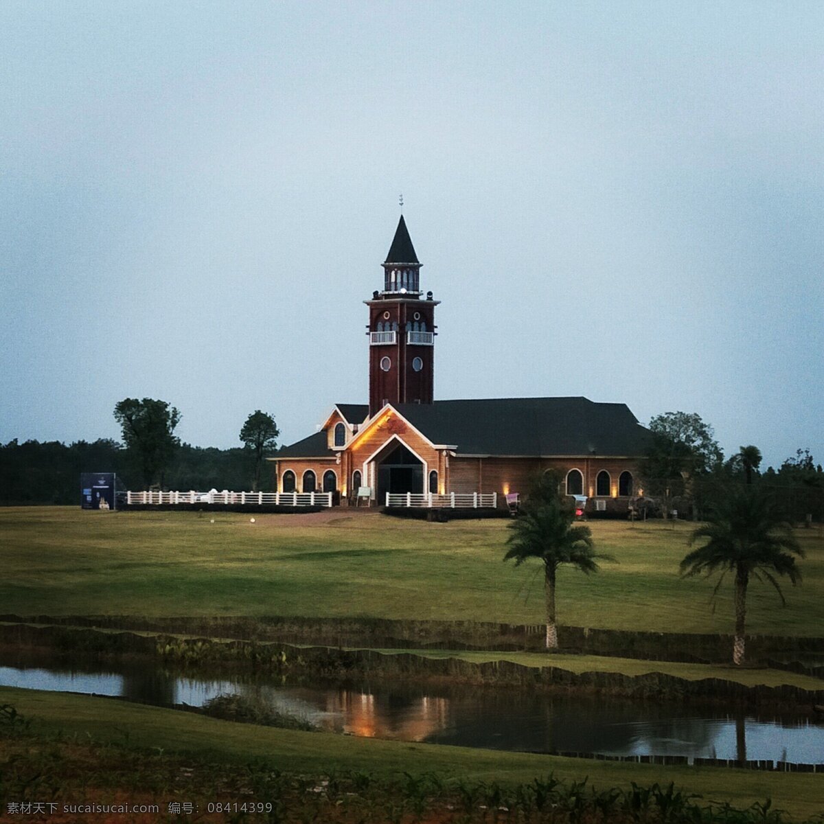 巴夫洛图片 高安 巴夫洛 风景 别墅 房子 草地 小溪 旅游摄影 自然风景