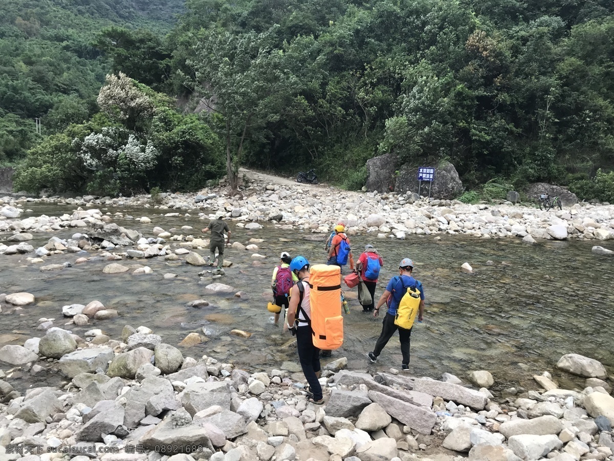 公益救援 公益 救援 绳索 下降 应急 人物图库 职业人物