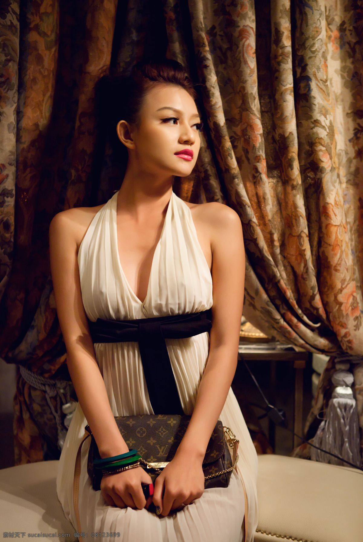美女写真 气质美女 青春活力 清纯美女 端庄优雅 可爱美女 高清美女 女性女人 人物图库