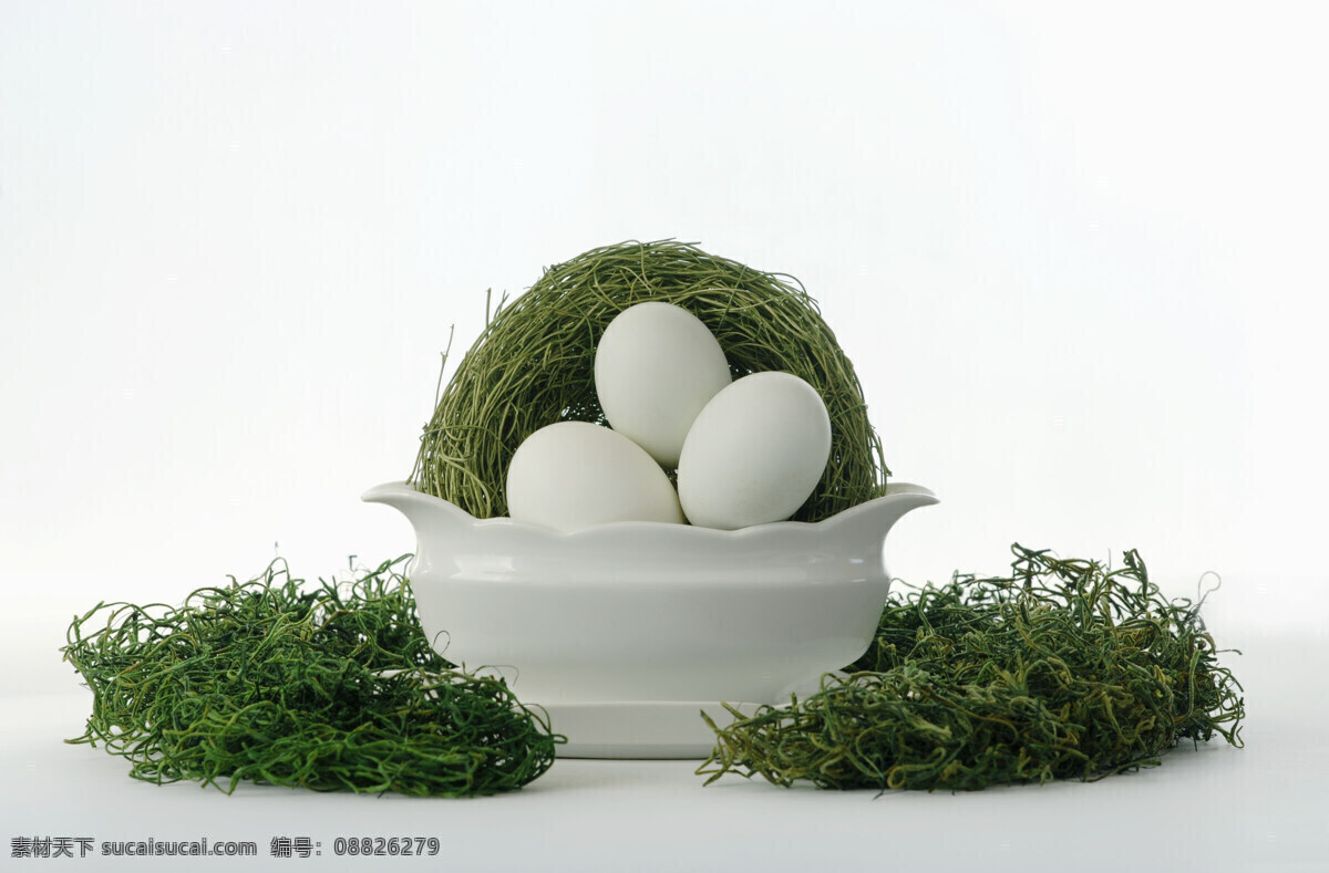 盘子 里 鸡蛋 盘子里的鸡蛋 蛋类 复活节素材 鸡蛋摄影 食材原料 餐饮美食