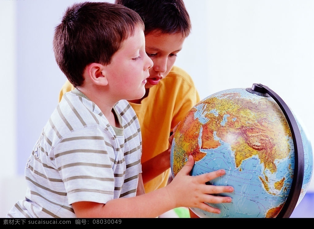 儿童学习 男孩 地球仪 人物图库 儿童幼儿 摄影图库