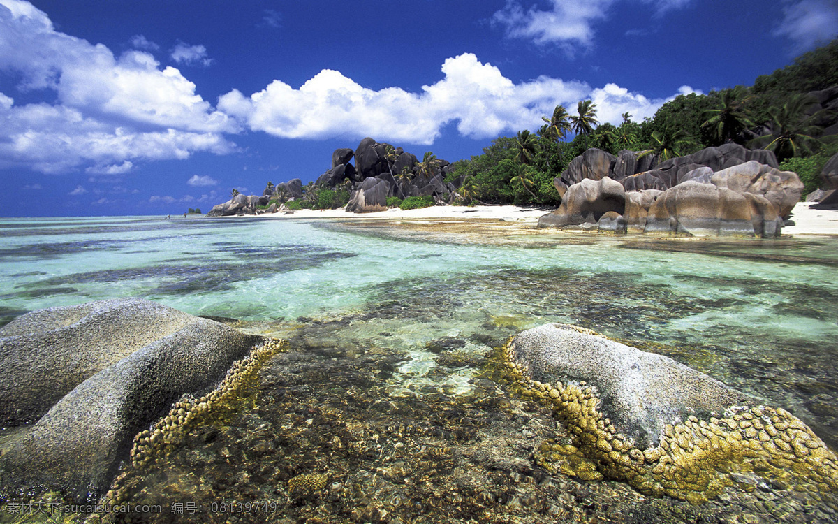 白云 度假 鹅卵石 海景 海南 海水 海滩 假山 自然风景 景观设计 自然景观拍摄 自然风景拍摄 蓝天 晴天 沙滩 水面 岩石 山脉 石头 旅游拍摄 热带雨林 森林 自然景观