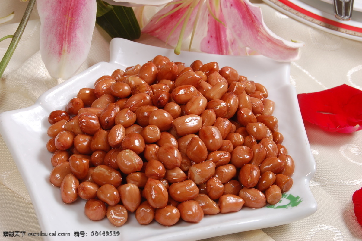 油炸花生米 花生米 凉菜 美食 餐饮 传统美食 餐饮美食