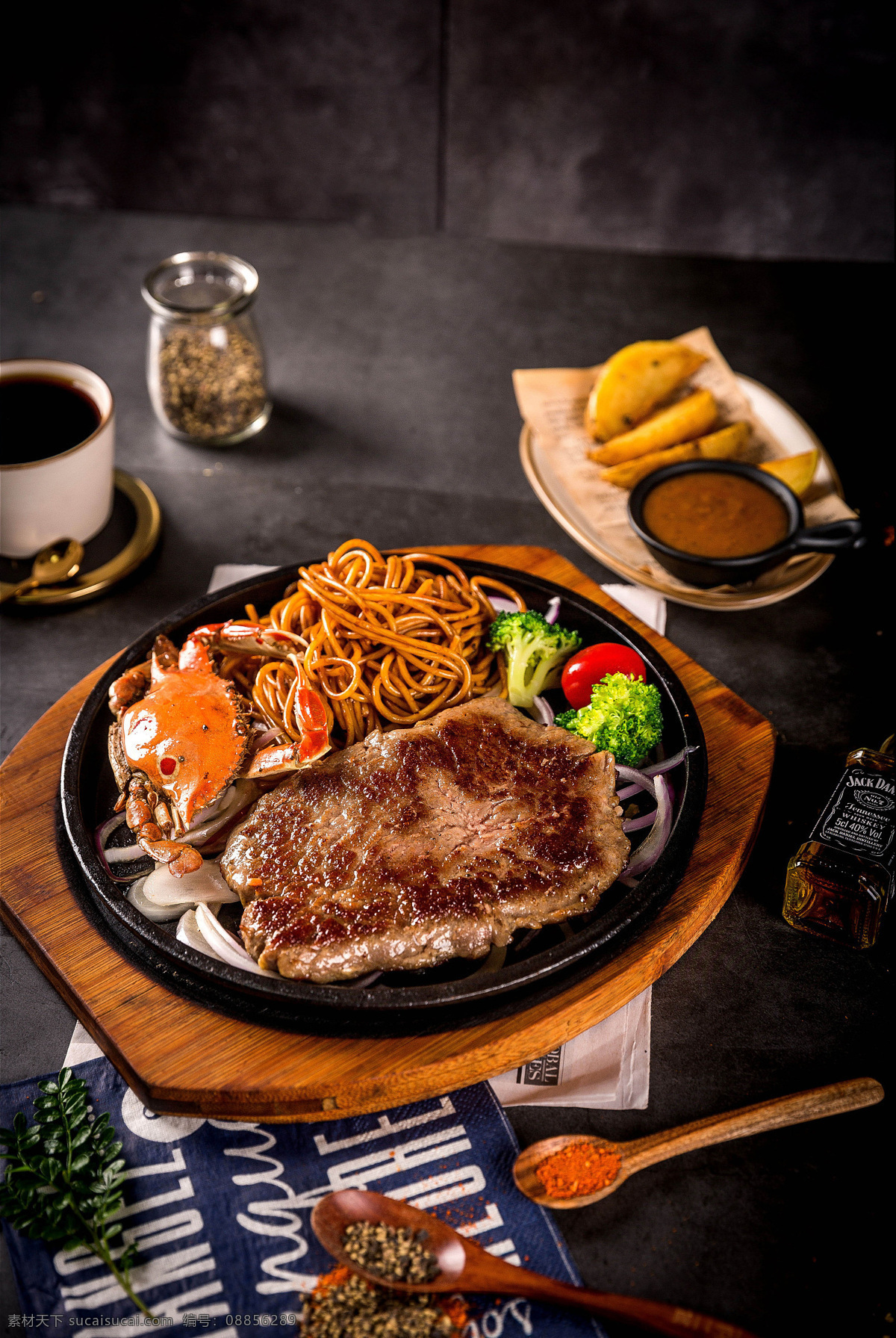 餐饮美食牛排 西餐 美食 牛排 煎牛排 牛肉 餐饮 高端 西冷 米其林 菲力 诱人 美味 西部牛排 澳洲牛排 沙朗牛排 牛排素材 牛排产品图 牛排配图 牛排摄影 西餐牛排 餐饮美食 西餐美食 高级料理