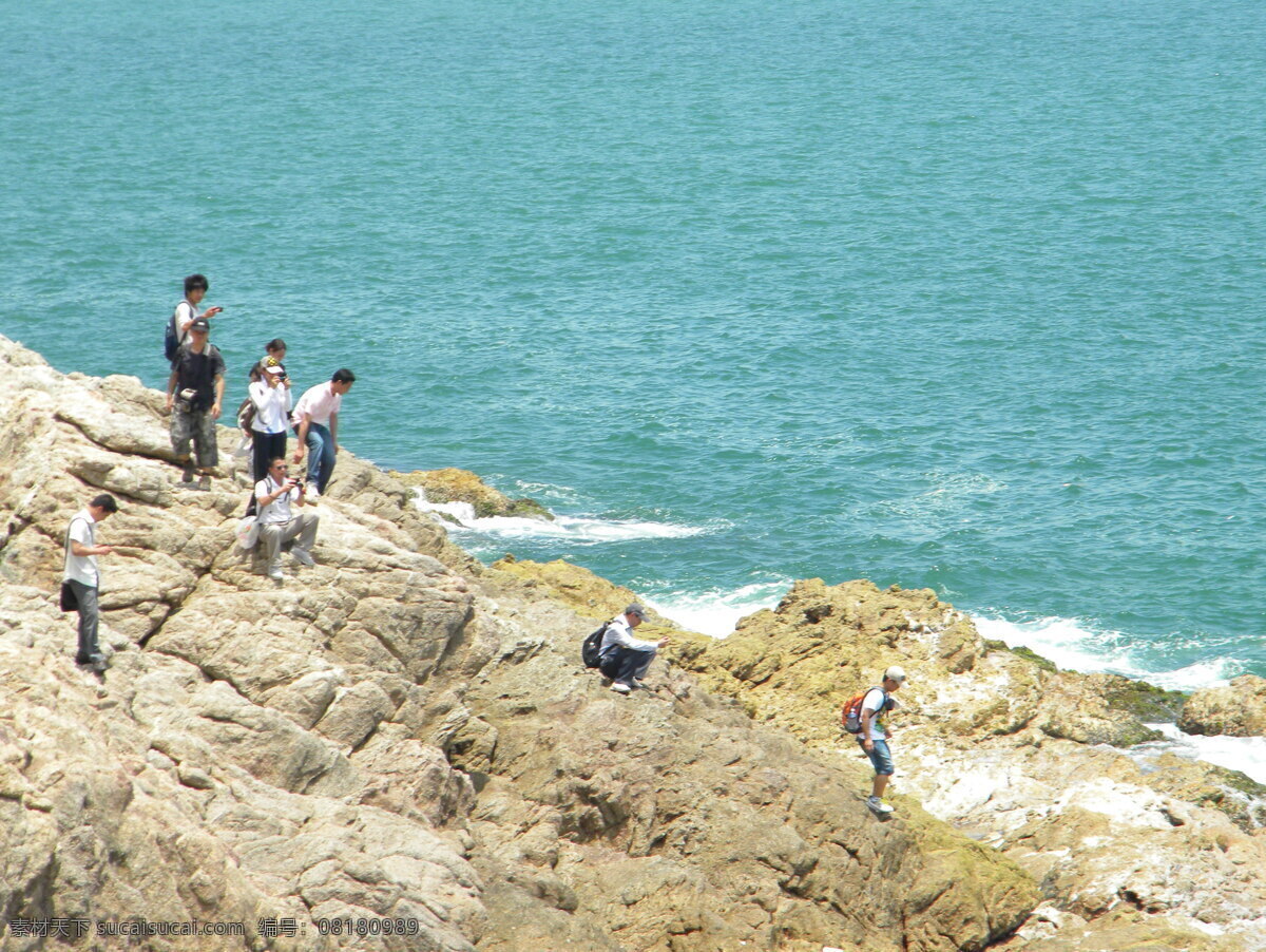 大海 大自然 岛屿 风光 风景 风景画 海岸 海边 看 海 看海 石头 海边石头 海报 海天 海风 石头纹 纹路 晴空万里 小岛 自然风景 旅游摄影 家居装饰素材 山水风景画