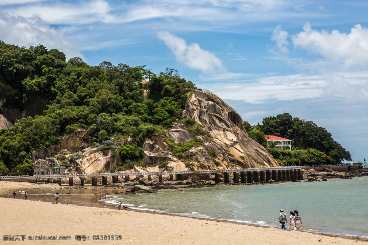 厦门风景 厦门 福建 山峦 沙滩 海水 蓝天 树 旅游摄影 国内旅游