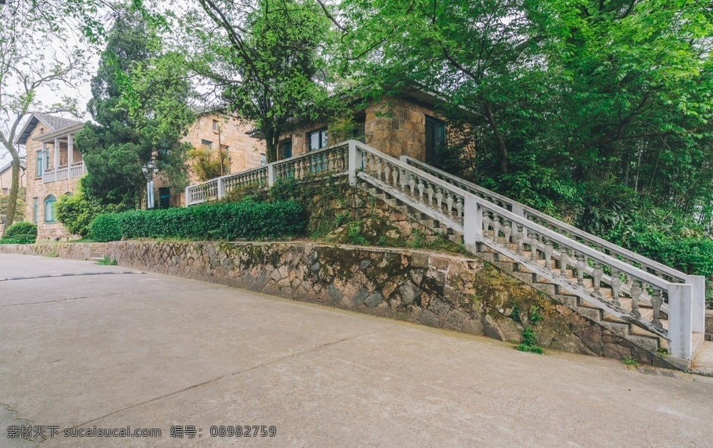 莫干山 风景区 景点 莫干山风景区 山水 山水风景 山 度假 旅游 天空 风景 湖面 清新桌面背景 绿色背景 旅游背景 山水树林 明信片风景 蓝天白云 青山绿水 绿色桌面背景 高清风景图片 桌面壁纸 自然景观 自然风景 山水画图片 河流 风景图片 唯美图片 风景画 风景壁纸 山水背景素材 大自然 草原 草地