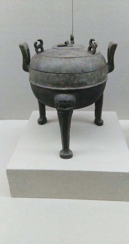 战国带盖铜鼎 铜鼎 文物 古董 博物馆 照片 考古文物古董 文化艺术 传统文化