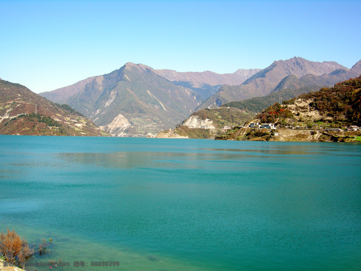 硗碛水电站 神木垒 水库 水景 天空 蓝天 风景 远山 背景 碧水 山水 国内旅游 自然风景 旅游摄影