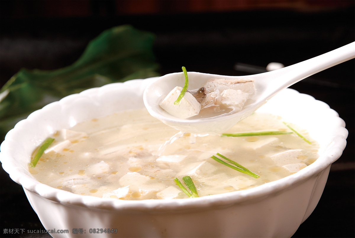 龙鱼 豆腐 汤 龙鱼豆腐汤 美食 传统美食 餐饮美食 高清菜谱用图